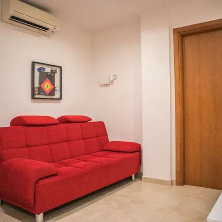 Image 4 - Via Giovanni Devoti, 00165 Rome RM, Italy - Apartment for rent