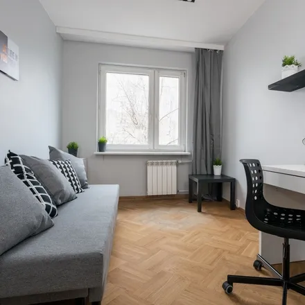 Rent this 5 bed room on Perkuna 72A in 04-124 Warsaw, Poland