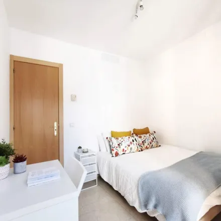 Rent this 8 bed room on Madrid in Plaza de Santa Cruz, 6