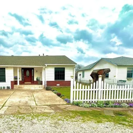 Buy this 4 bed house on 466 Northwest 17th Street in Grand Prairie, TX 75050