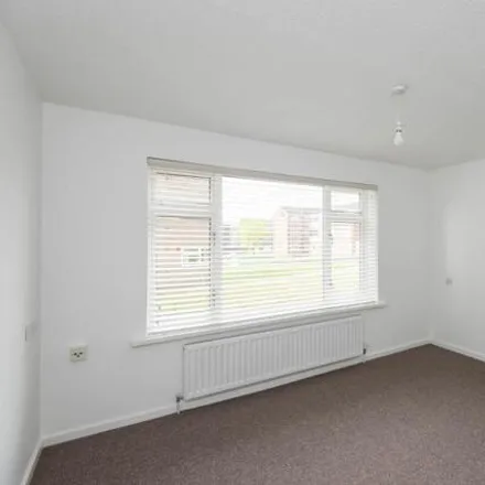 Image 4 - Oakamoor Close, Chesterfield, S40 4SH, United Kingdom - Room for rent