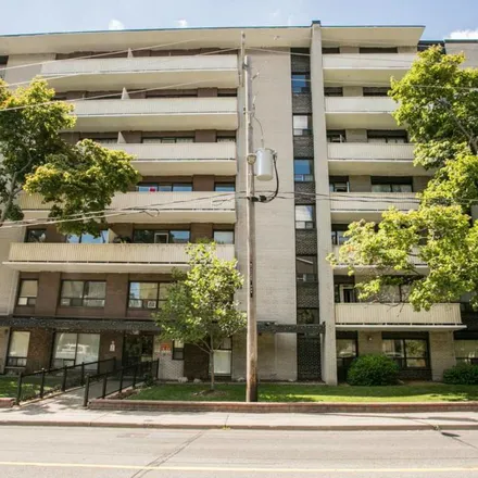 Image 3 - 110 Marlee Avenue, Toronto, ON M6E 2N4, Canada - Apartment for rent