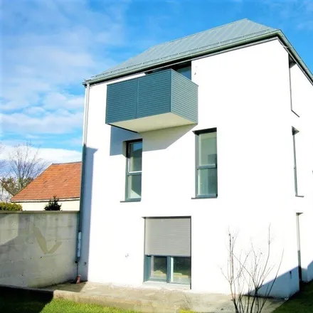 Buy this 6 bed apartment on Gemeinde Hennersdorf