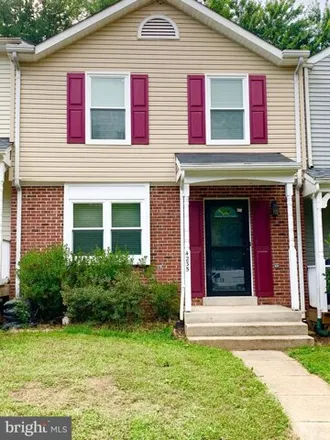 Rent this 3 bed townhouse on 4235 Gibson Court in Woodbridge, VA 22193