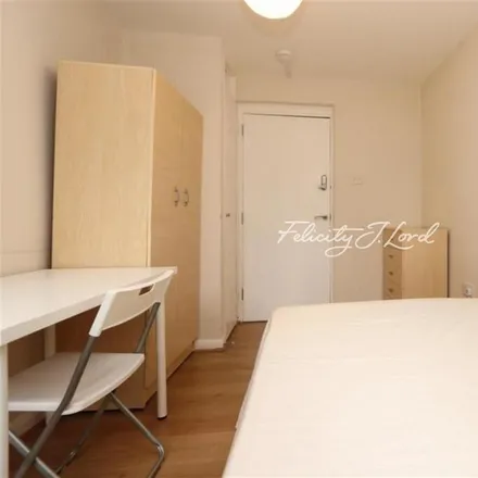 Rent this 1 bed room on 3-15 Stepney Causeway in Ratcliffe, London