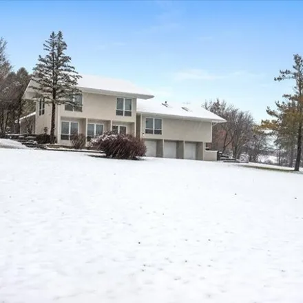 Rent this 5 bed house on 16 Horseshoe Lane in Lemont Township, IL 60439