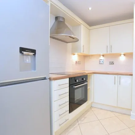 Rent this 2 bed apartment on 9-15 Foxboro Road in Redhill, RH1 1TD