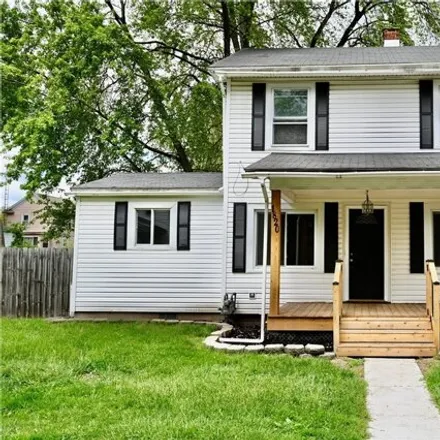 Buy this 3 bed house on 1830 Barrows Street in Toledo, OH 43613
