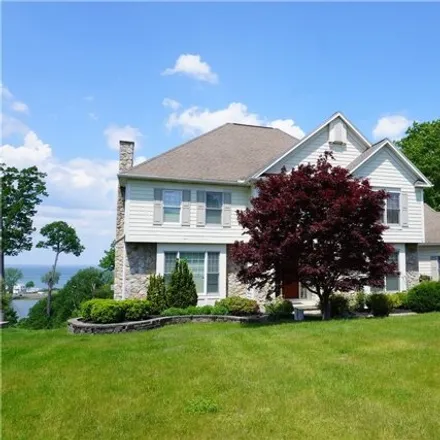 Buy this 5 bed house on 415 Sundance Trl in Webster, New York