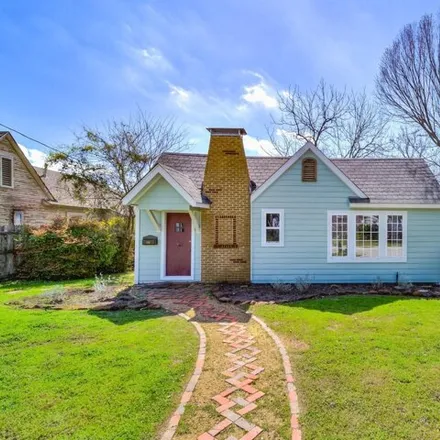 Rent this 2 bed house on 659 Pirtle Street in Denton, TX 76209