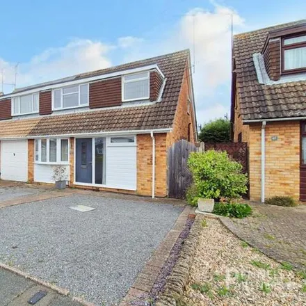 Buy this 3 bed duplex on Ainsdale Drive in Peterborough, PE4 6RL