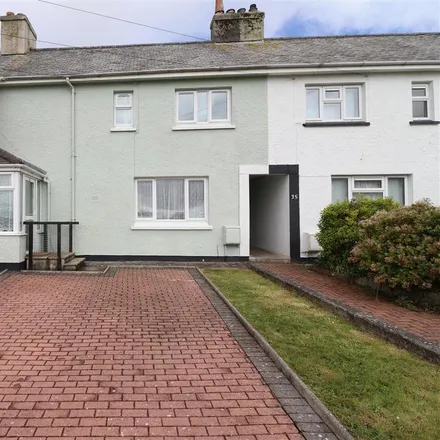 Rent this 3 bed townhouse on Playground in Trelander East, Truro