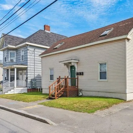 Buy this studio house on 368 Park Ave in Portland, Maine