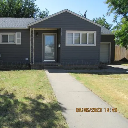 Rent this 3 bed house on 1938 Aspen Street in Amarillo, TX 79106