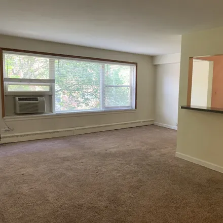 Image 2 - unnamed road, Chicago, IL 60640, USA - Condo for rent