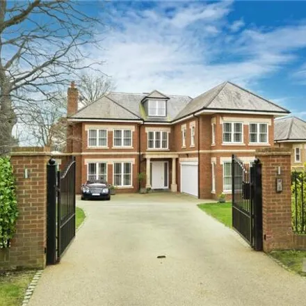 Rent this 6 bed house on Eaton Park in Stoke D'Abernon, KT11 2JF