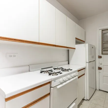 Rent this studio apartment on 2237 N Bissell St