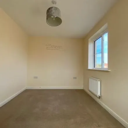 Rent this 3 bed apartment on Doncaster Road in Goldthorpe, S63 9HZ