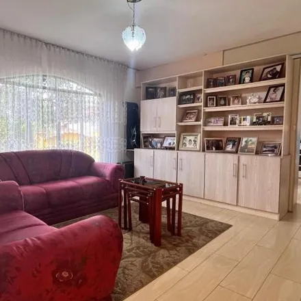 Buy this 3 bed house on Rua Lúcia Dechandt 970 in Abranches, Curitiba - PR