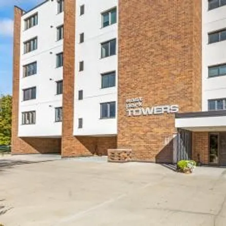 Image 3 - East Park Towers, 111 11th Street, Racine, WI 53403, USA - Condo for sale