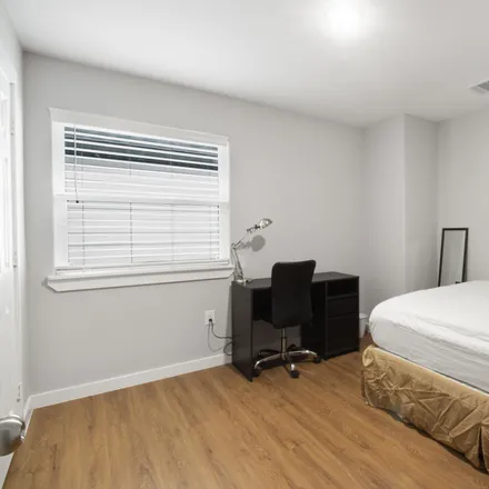 Rent this 2 bed room on Houston in TX, US