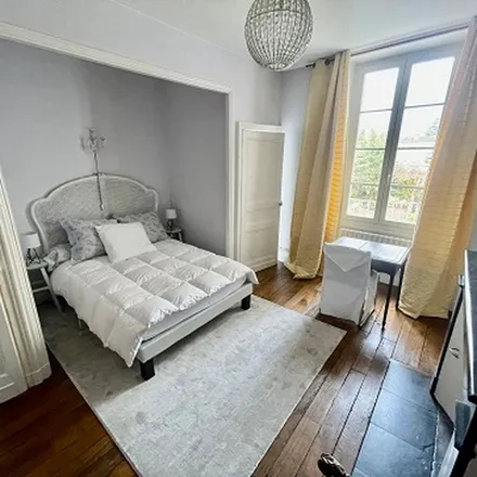 Image 7 - Cours Tourny, 24000 Périgueux, France - Apartment for rent