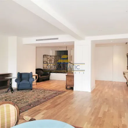 Rent this 5 bed apartment on Aparcamiento Residentes Espalter in Calle Moreto, 28014 Madrid