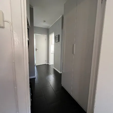 Rent this 3 bed apartment on Paternostervägen 98 in 121 49 Stockholm, Sweden