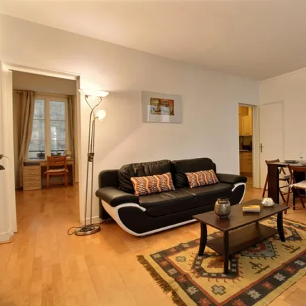 Image 8 - 43 Rue Godot de Mauroy, 75009 Paris, France - Apartment for rent