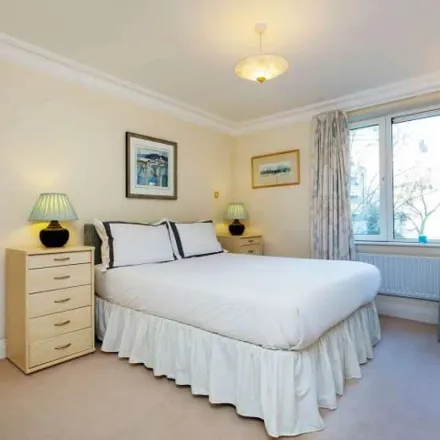 Rent this 1 bed apartment on 160 Westminster Bridge Road in London, SE1 7RW