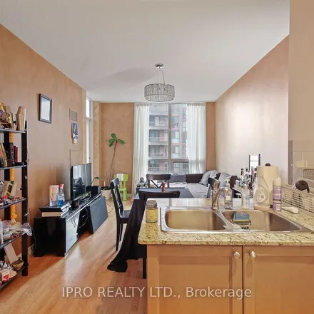 Image 4 - Residences of College Park South, 761 Bay Street, Old Toronto, ON M5G 2J9, Canada - Apartment for rent