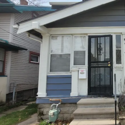 Rent this 3 bed house on 414 Danberry St.
