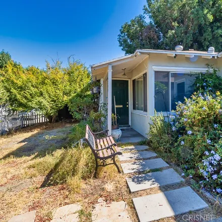 Buy this 3 bed house on 10784 Sarah Street in Los Angeles, CA 91602