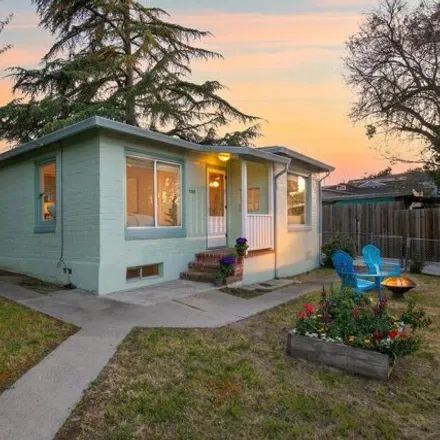 Buy this 2 bed house on 2996 Sycamore Street in Mountain View, Contra Costa County