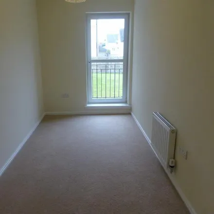 Image 5 - Lady Campbell's Court, Gardeners' Lands, Wellwood, KY12 0LE, United Kingdom - Apartment for rent