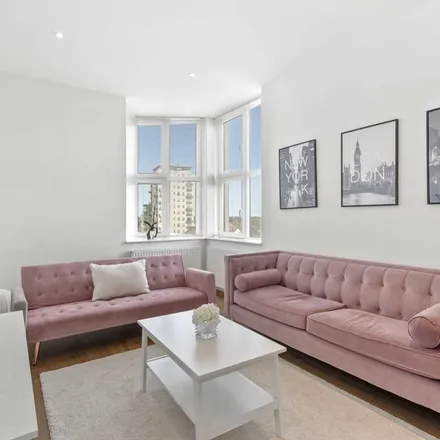 Image 4 - High Road, London, RM6 6QD, United Kingdom - Apartment for rent
