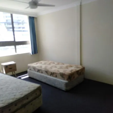 Image 8 - Promenade Apartments, Orchid Avenue, Surfers Paradise QLD 4217, Australia - Apartment for rent