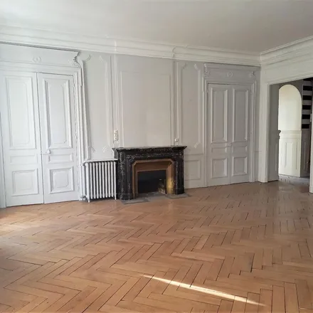 Rent this 8 bed apartment on 15 Quai de Serbie in 69006 Lyon, France