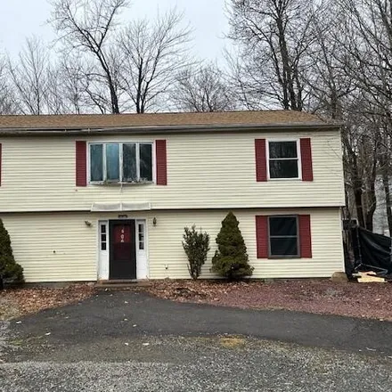 Rent this 5 bed house on 7624 Sawmill Road in Coolbaugh Township, PA 18466