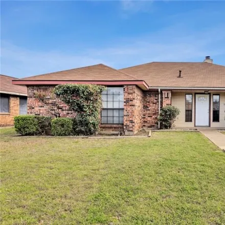 Rent this 3 bed house on 726 Harvester Lane in Mesquite, TX 75150
