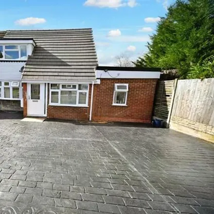 Buy this 4 bed duplex on Birch Glade in Tettenhall Wood, WV3 9HE