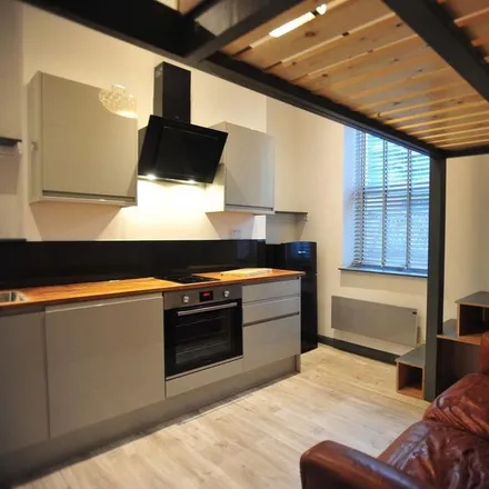 Rent this studio apartment on 16 Egremont Place in Brighton, BN2 0GA