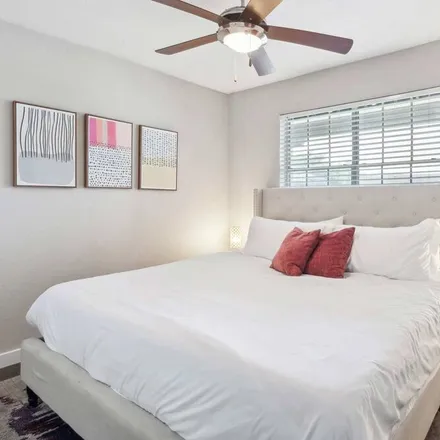 Rent this 1 bed apartment on Austin in West 3rd Street, Austin