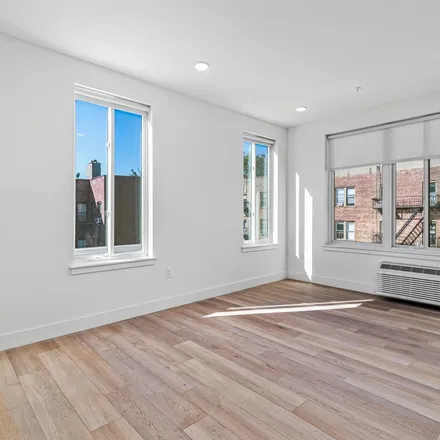 Rent this 3 bed apartment on 305 Fairmount Avenue in Bergen Square, Jersey City