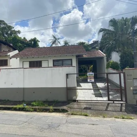 Rent this 2 bed house on Rua Marechal Trompowski 146 in Bom Retiro, Joinville - SC