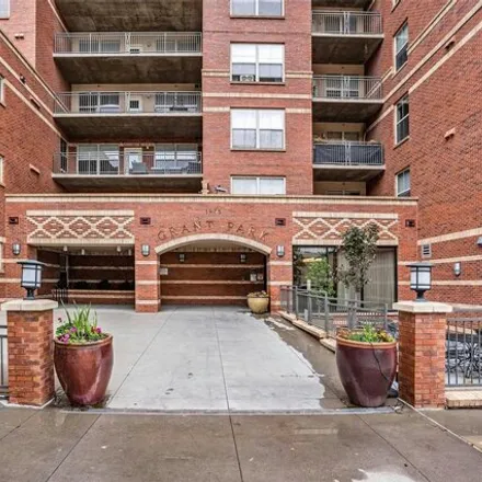 Image 2 - Grant Park Lofts, 1975 Grant Street, Denver, CO 80205, USA - Condo for sale