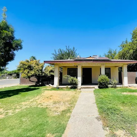 Buy this 3 bed house on 605 Riverside Drive in Madera, CA 93638