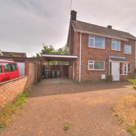 Rent this 3 bed house on Anderson's Way in Woodbridge, IP12 4EB