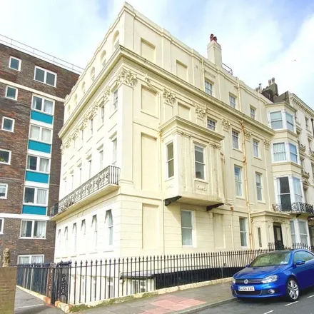 Rent this 3 bed apartment on Cavendish Place in Brighton, BN1 2HR