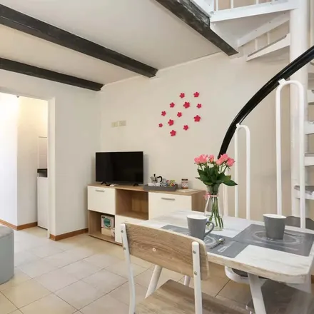 Image 3 - Via Santa Monaca, 25, 50125 Florence FI, Italy - Apartment for rent